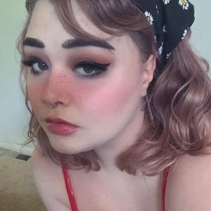 Meet your Posher, Kylie